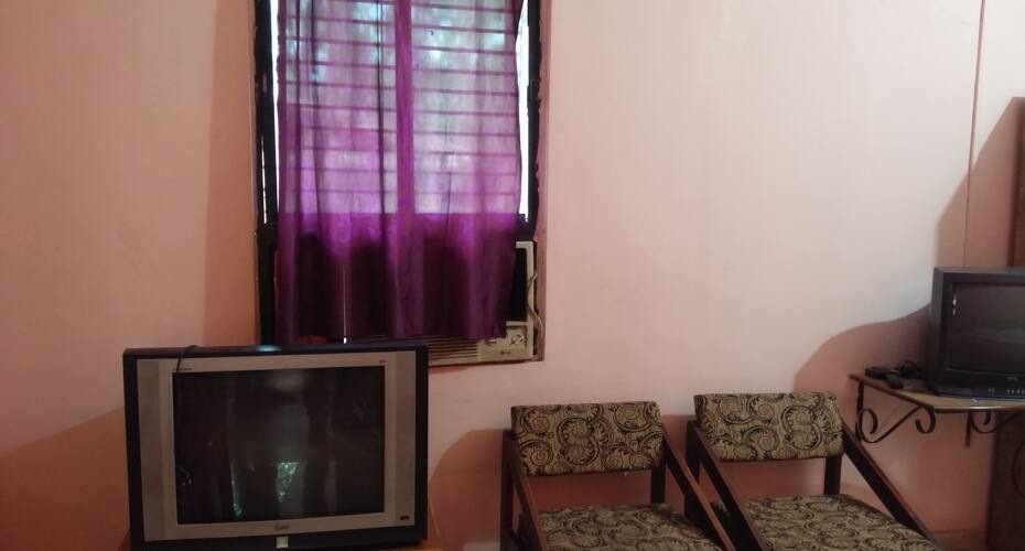 Sri Mayura Bahamani Lodging, Gulbarga 4